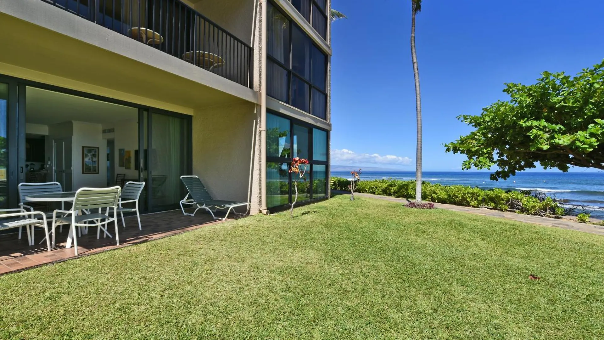 Kaanapali Shores 160 - Sleep Steps Away From The Ocean Kahana
