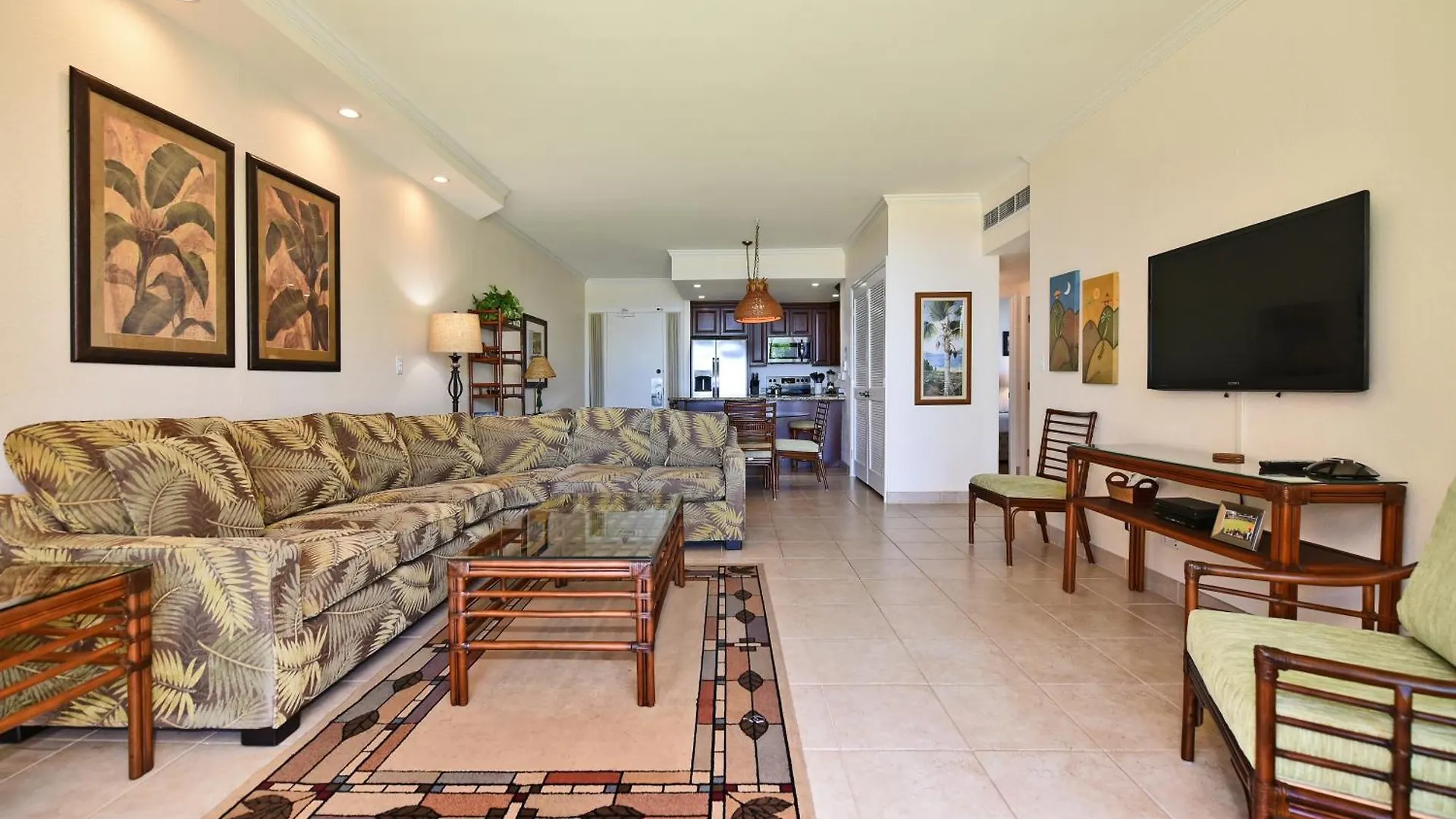 Kaanapali Shores 160 - Sleep Steps Away From The Ocean Kahana USA