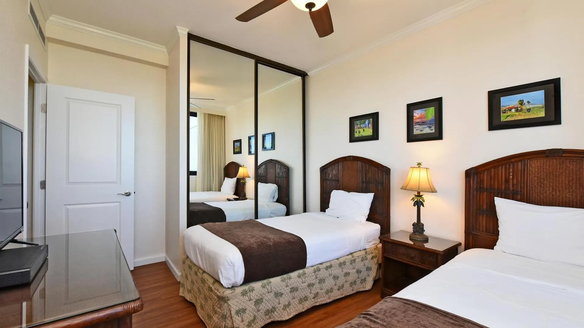 Rezort Kaanapali Shores 160 - Sleep Steps Away From The Ocean Kahana USA