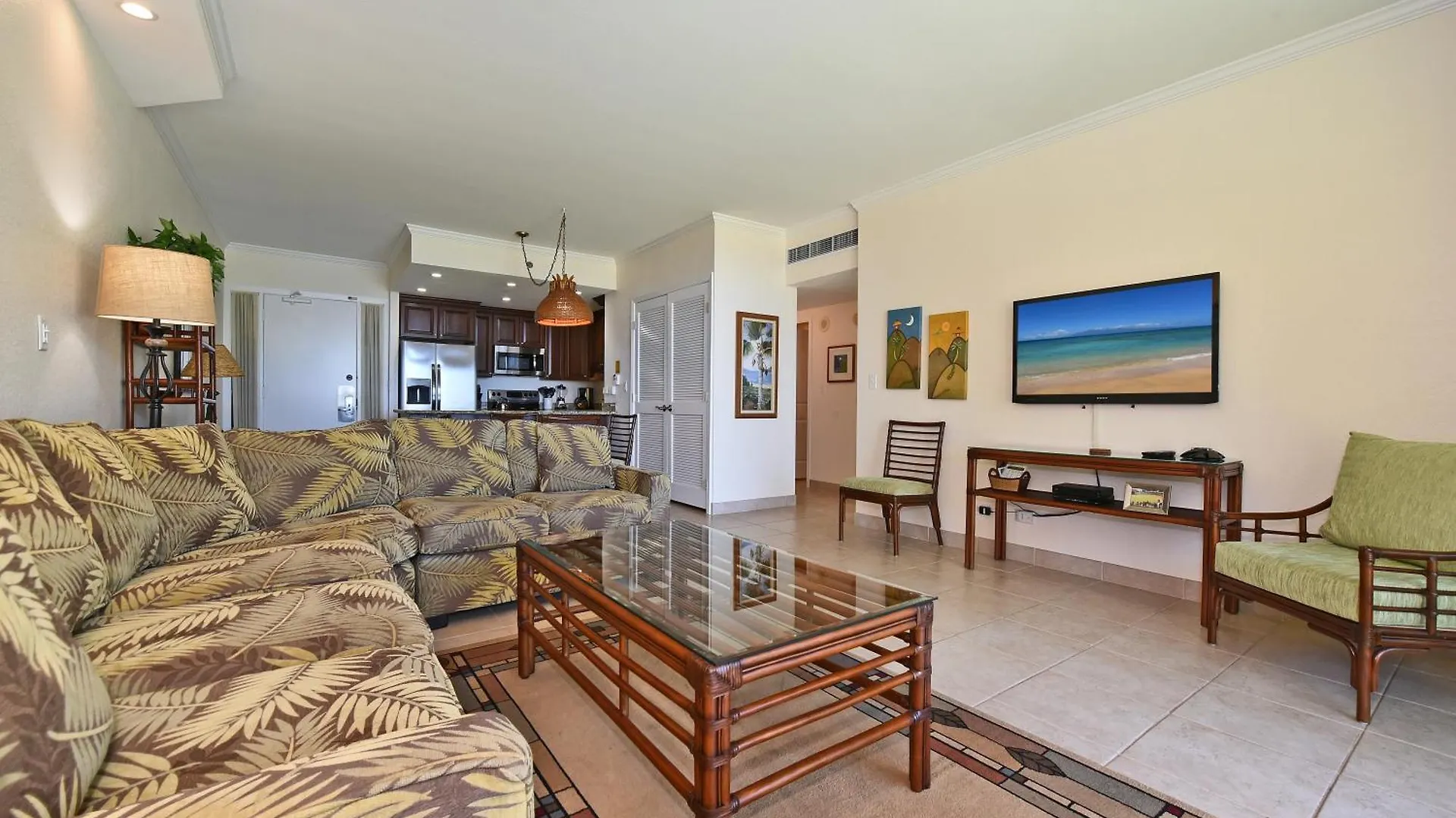 Kaanapali Shores 160 - Sleep Steps Away From The Ocean Kahana 0*,